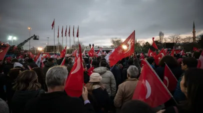 ISTANBUL, TURKEY - DECEMBER 14, 2022: Thousands gathered in front of Istanbul's municipal building to denounce the court's verdict against the popular mayor Ekrem İmamoglu